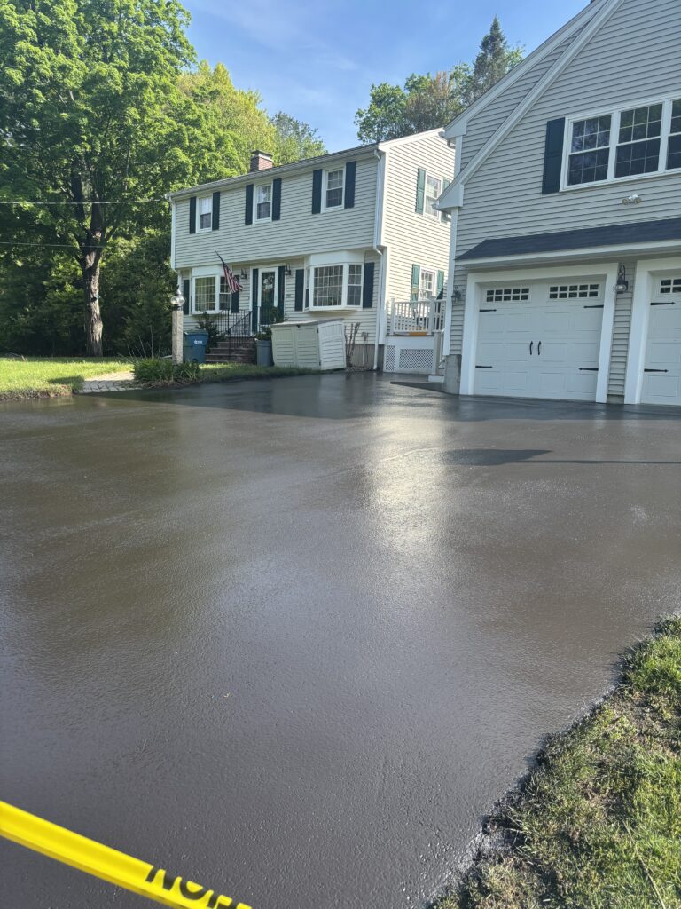 Driveway Sealcoating in Tewksbury Massachusetts