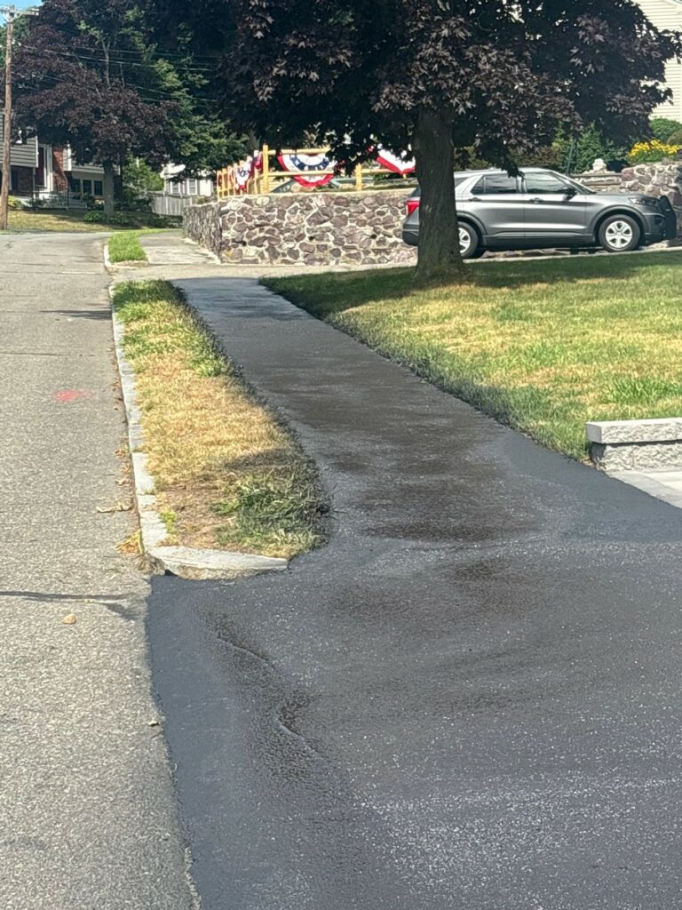 Stoneham, MA Driveway and Walkway Sealcoating