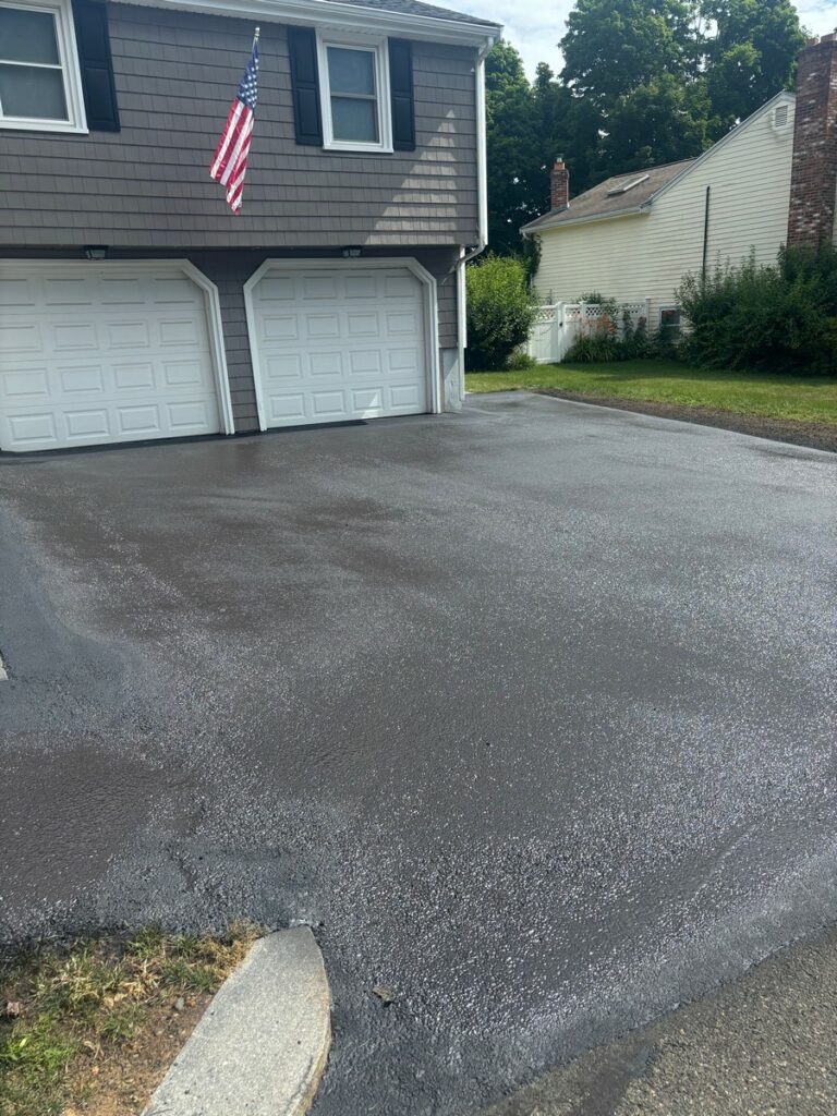 Stoneham, MA Driveway and Walkway Sealcoating