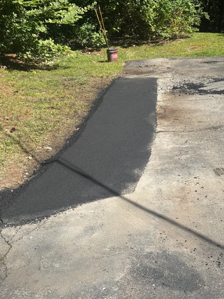 Saw-Cut Asphalt Repair and Sealcoating in Exeter, New Hampshire